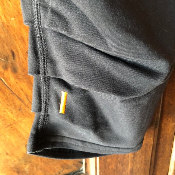 Lucy Cropped Black Athletic Leggings with Attached Skirt XS - Picture 5 of 8